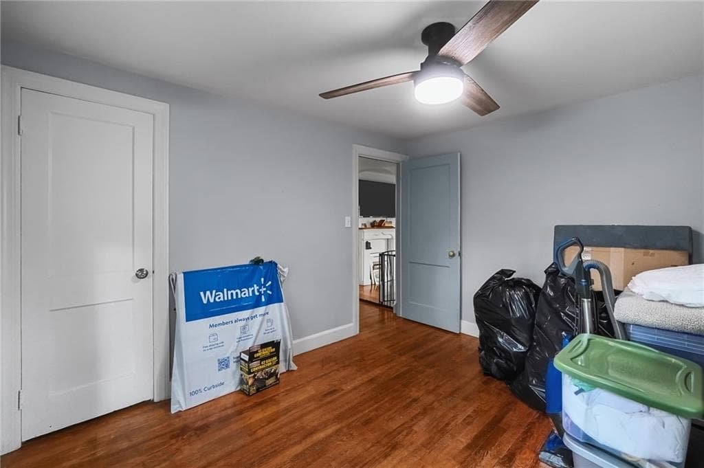 Single Family Residence at 33 Betsy Williams Drive, Warwick, photo 10 of 28