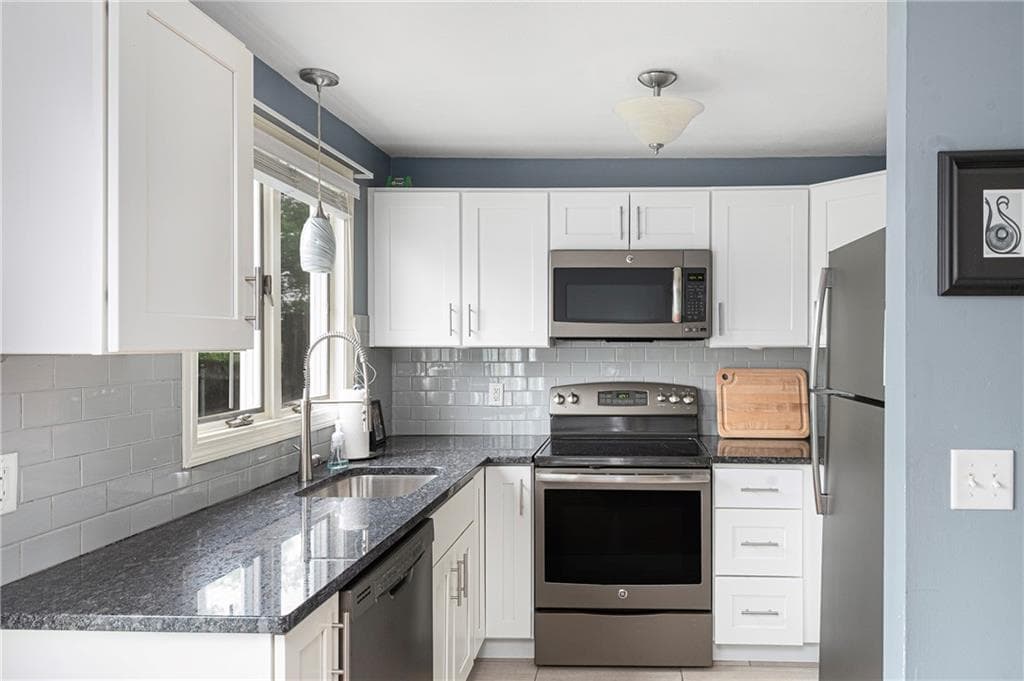 Condominium at 2 Fera Street UNIT 103, North Providence, photo 10 of 20