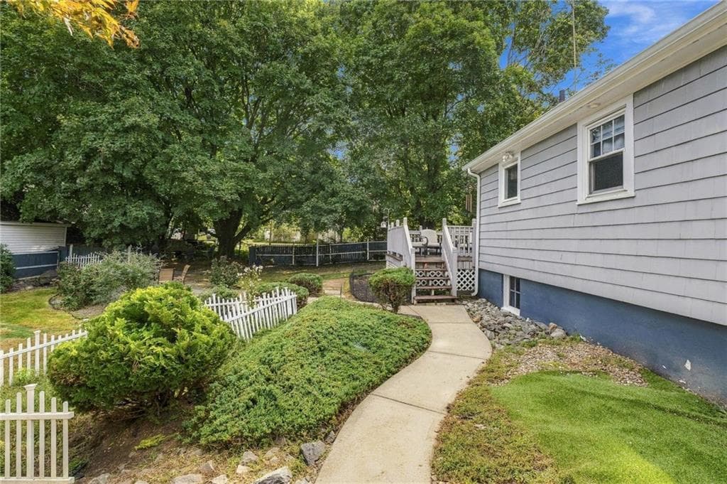 Single Family Residence at 1040 Greenwich Avenue, Warwick, photo 32 of 44