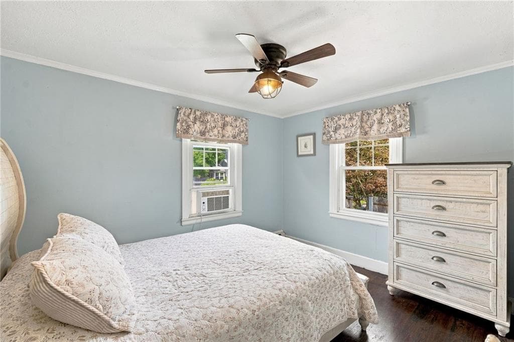 Single Family Residence at 1040 Greenwich Avenue, Warwick, photo 10 of 44