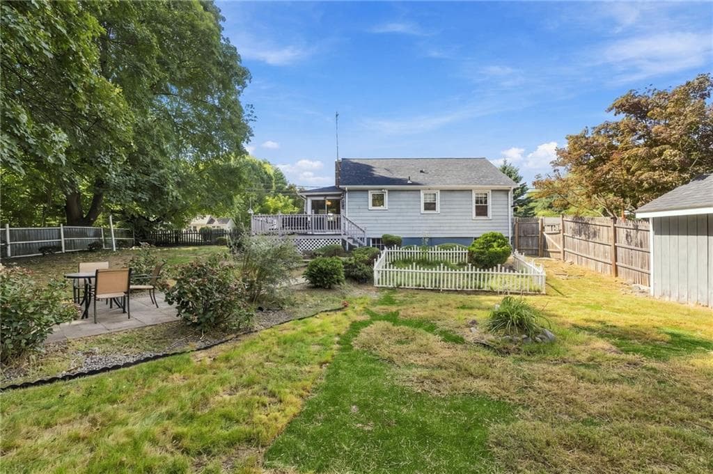 Single Family Residence at 1040 Greenwich Avenue, Warwick, photo 31 of 44
