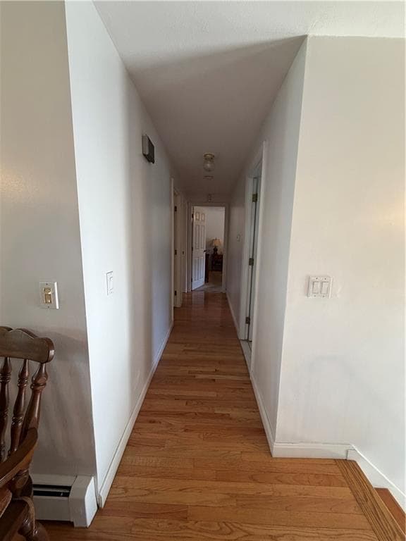 Single Family Residence at 6 Balsam Court, Johnston, photo 12 of 31