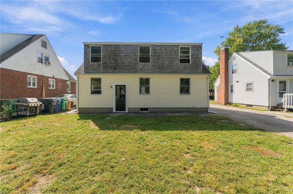 Single Family Residence at 386 Norwood Avenue, Warwick, photo 38 of 38
