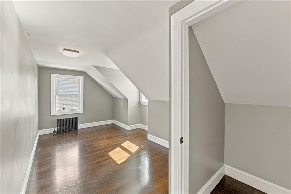 Single Family Residence at 386 Norwood Avenue, Warwick, photo 29 of 38