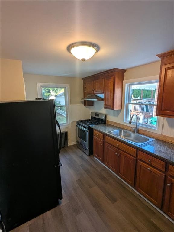Single Family Residence at 386 Norwood Avenue, Warwick, photo 4 of 38