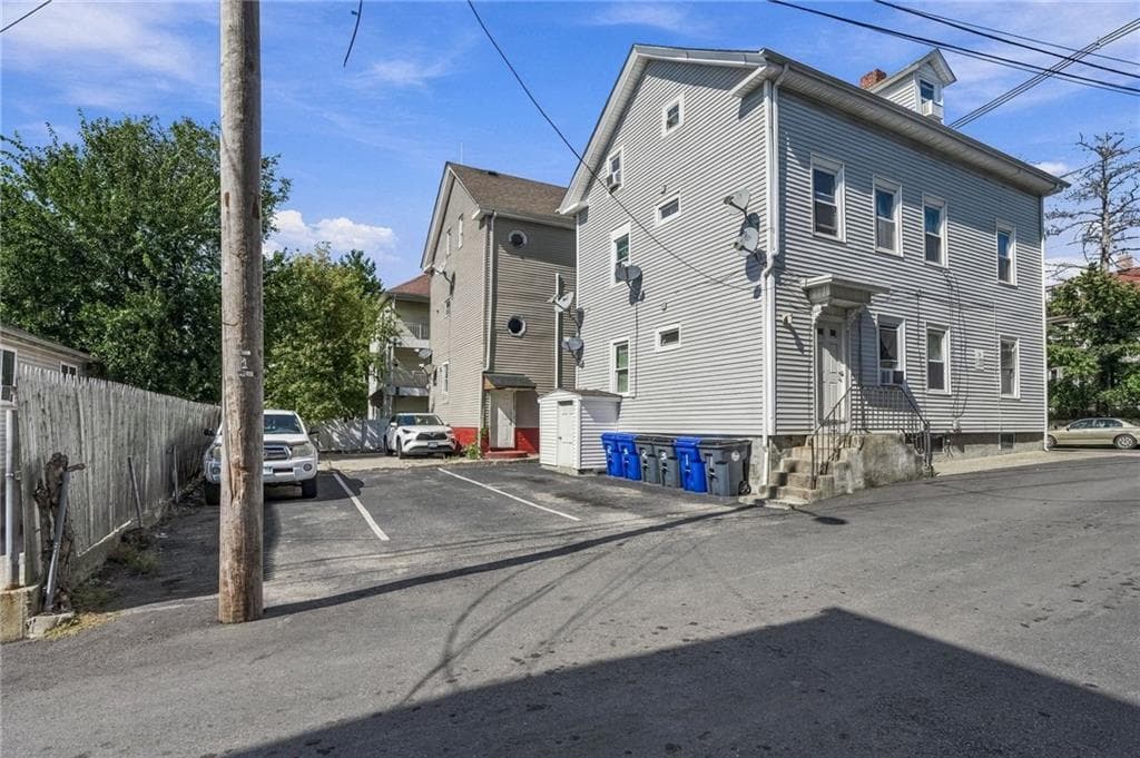 Multi Family at 360 Manton Avenue, Providence, photo 37 of 40