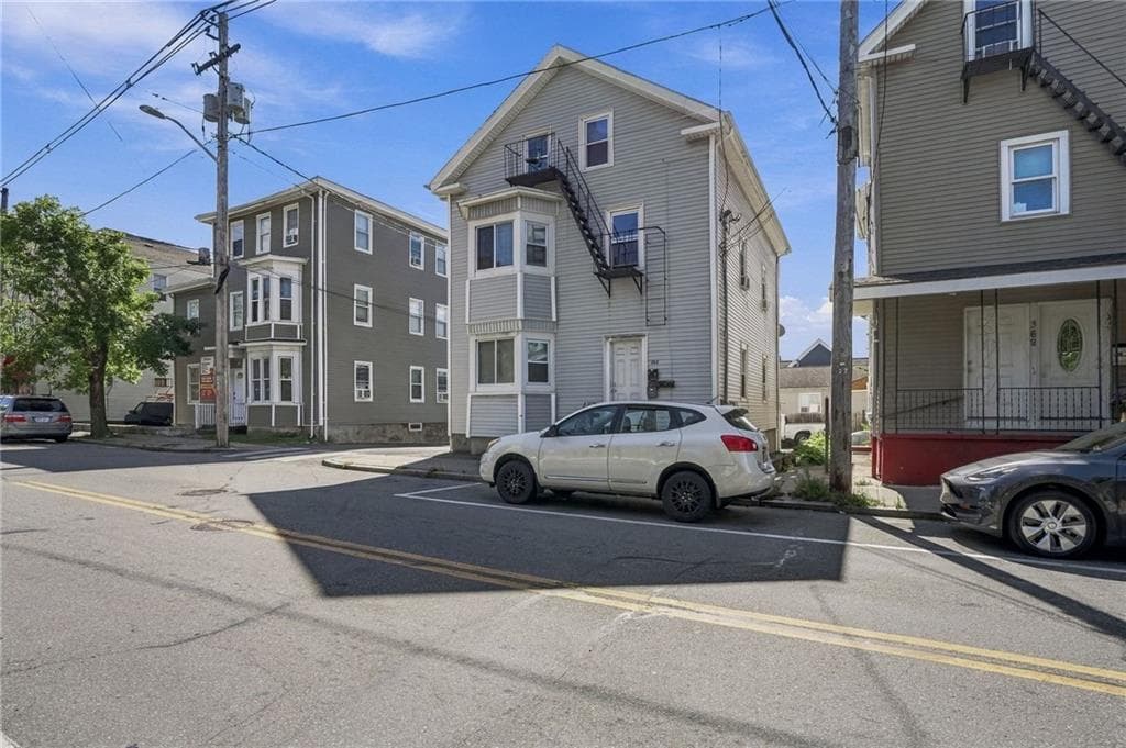 Multi Family at 360 Manton Avenue, Providence, photo 39 of 40
