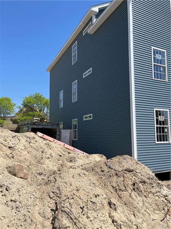 Multi Family at 84 Coggeshall Street, Providence, photo 3 of 35