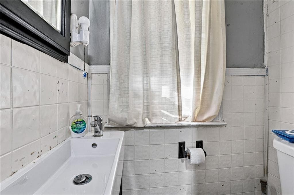 Multi Family at 51 53 Hall Street, Providence, photo 11 of 50