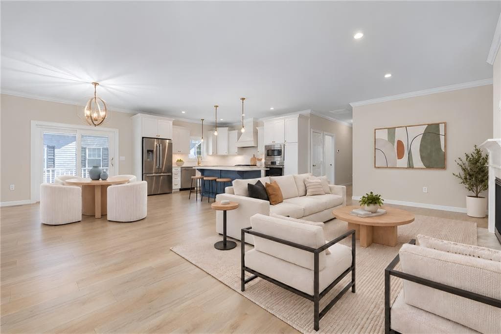 Condominium at 633 South Shore Village Boulevard, South Kingstown, photo 6 of 50