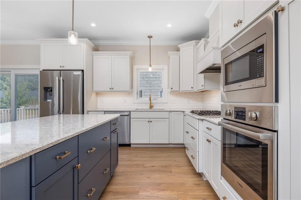 Condominium at 633 South Shore Village Boulevard, South Kingstown, photo 17 of 50