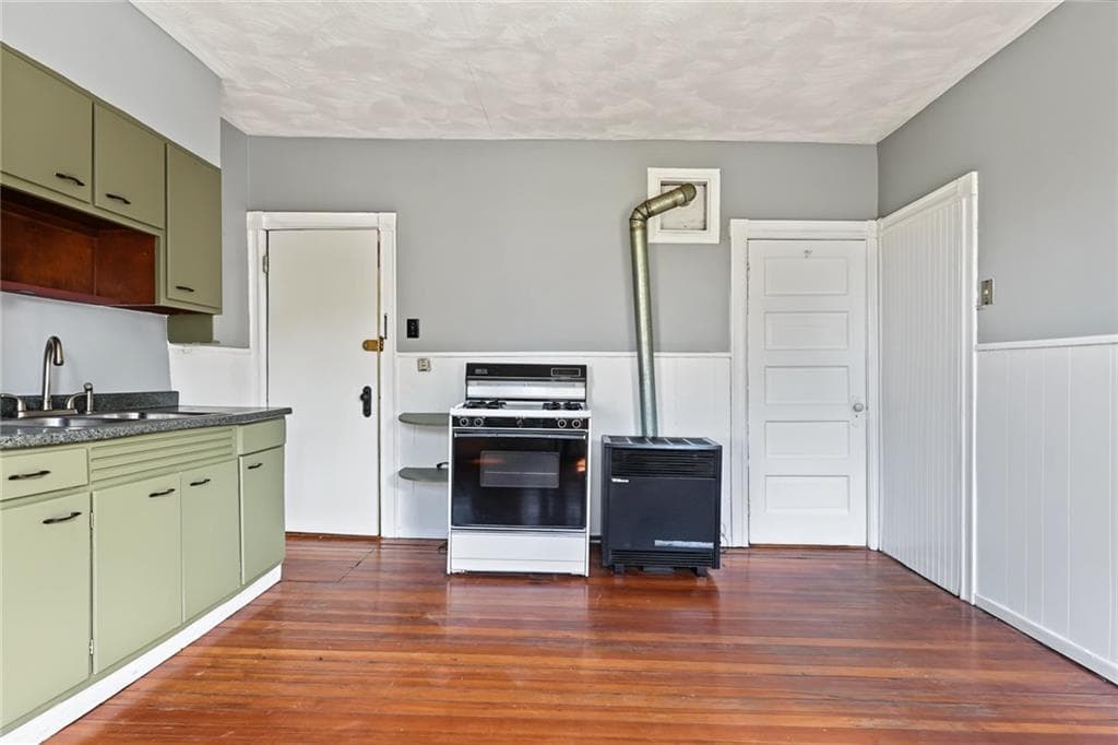 Multi Family at 7 Williams Street, Pawtucket, photo 12 of 25