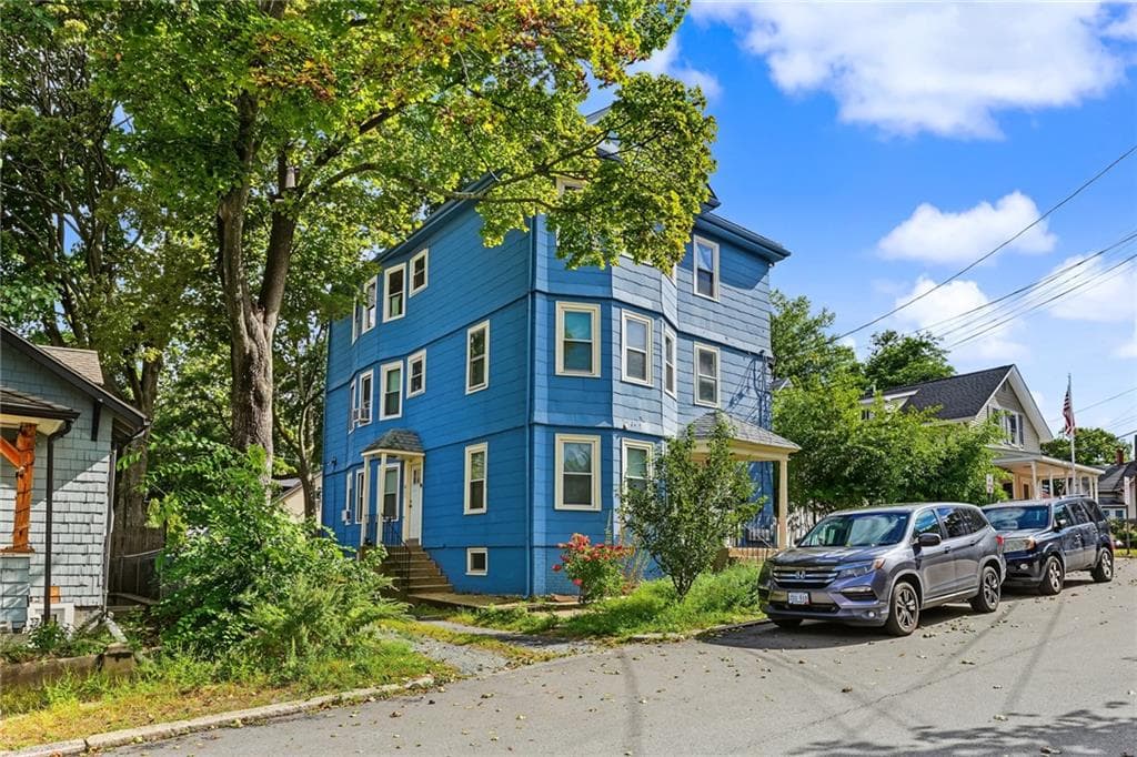 7 Williams Street