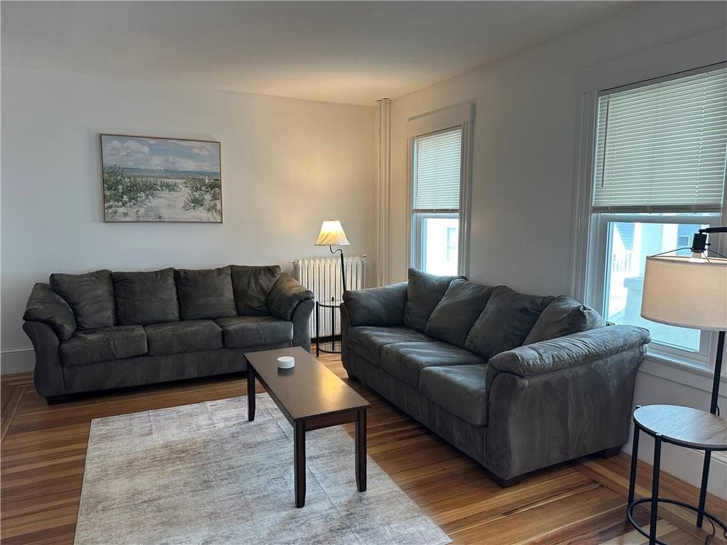 Multi Family at 15 Kilburn Ct Court, Newport, photo 6 of 15