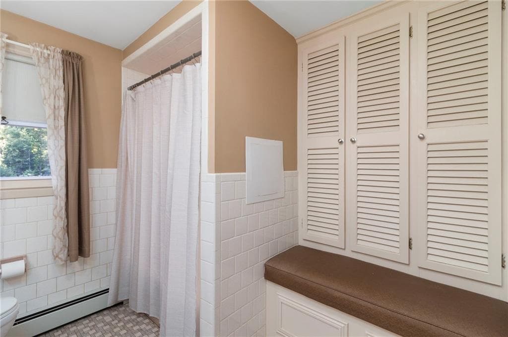 Single Family Residence at 51 Stony Lane, North Kingstown, photo 27 of 47