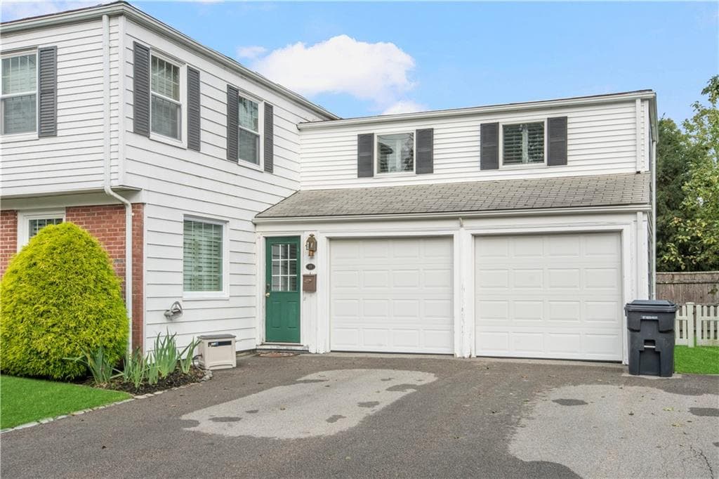 Single Family Residence at 15 Elmsgate Way, East Providence, photo 27 of 37