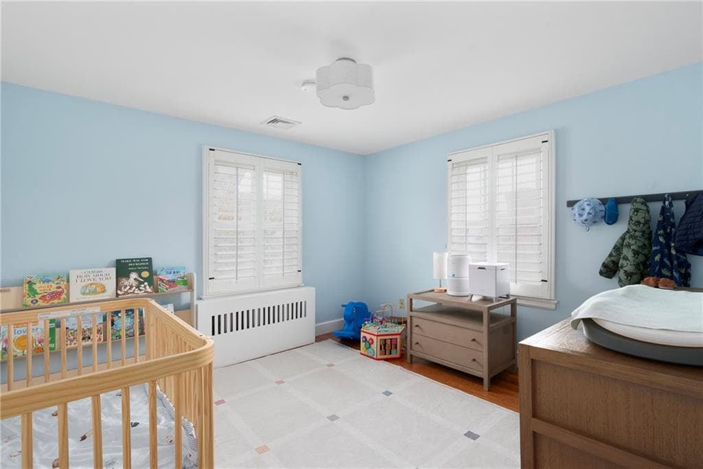 Single Family Residence at 15 Elmsgate Way, East Providence, photo 17 of 37