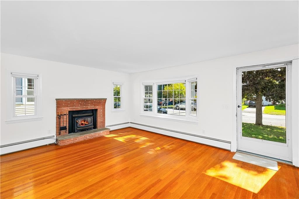 Single Family Residence at 19 Beaumont Street, East Providence, photo 5 of 38