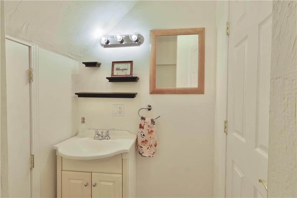 Condominium at 4 Weeden Street UNIT 2, Providence, photo 12 of 40