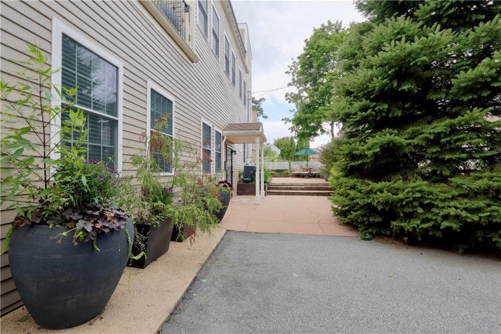 Condominium at 4 Weeden Street UNIT 2, Providence, photo 37 of 40