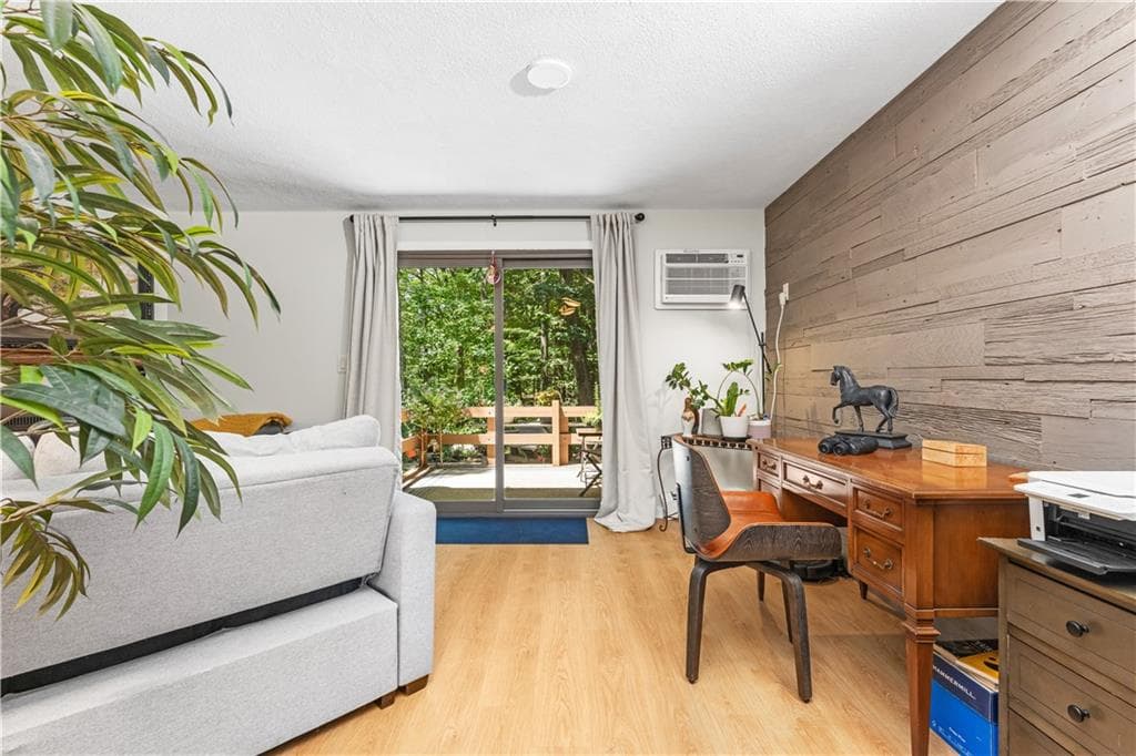 Condominium at 3 Quail Circle UNIT A, Smithfield, photo 11 of 23