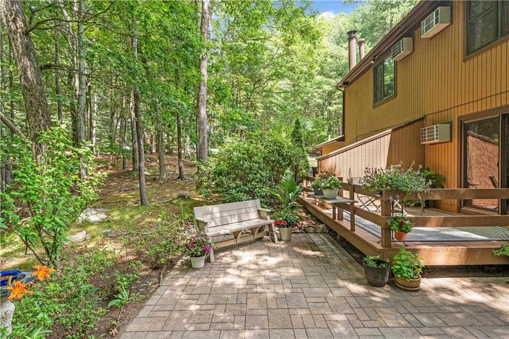 Condominium at 3 Quail Circle UNIT A, Smithfield, photo 19 of 23