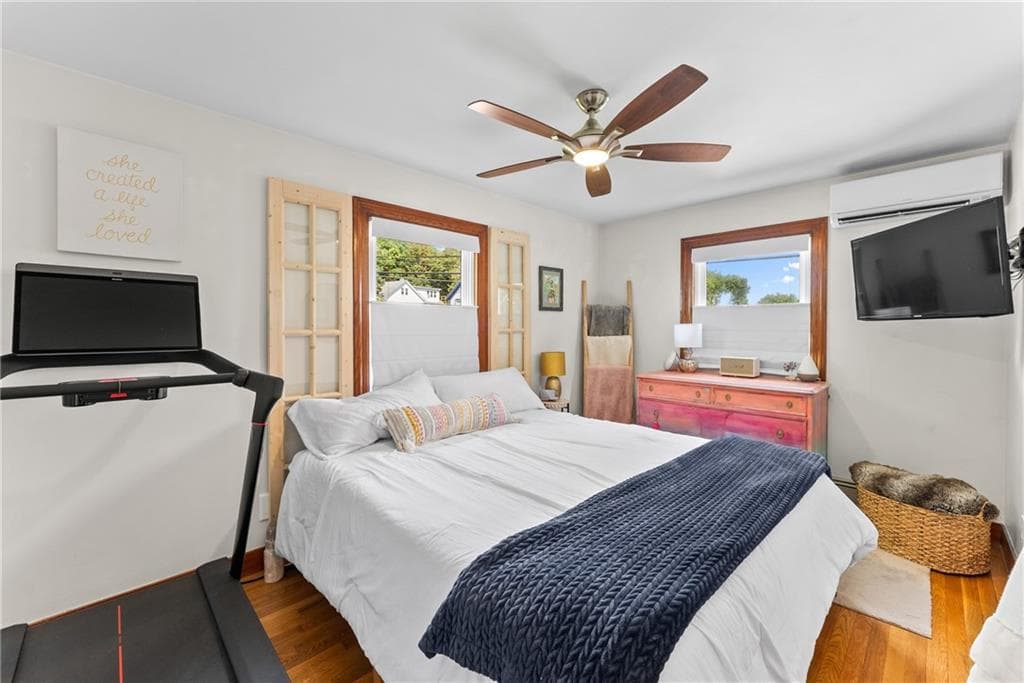 Single Family Residence at 77 Narragansett Avenue, Westerly, photo 18 of 50