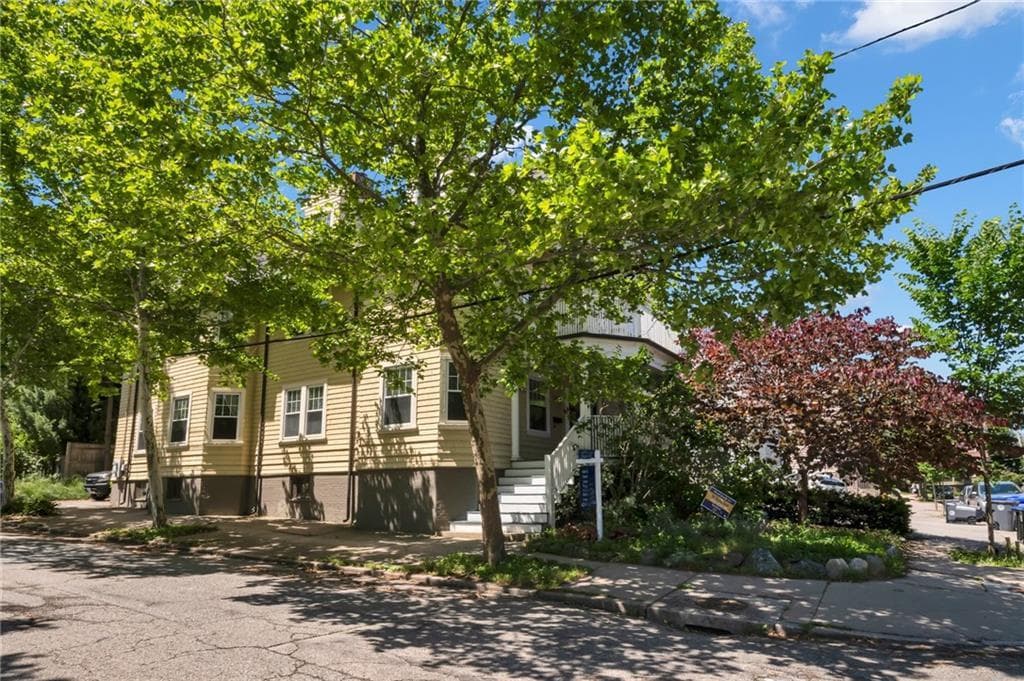 Condominium at 260 Brown Street, Providence, photo 46 of 46