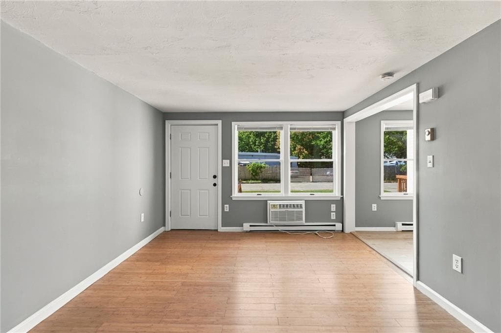 Condominium at 52 Nancy Street UNIT 7, Providence, photo 8 of 33
