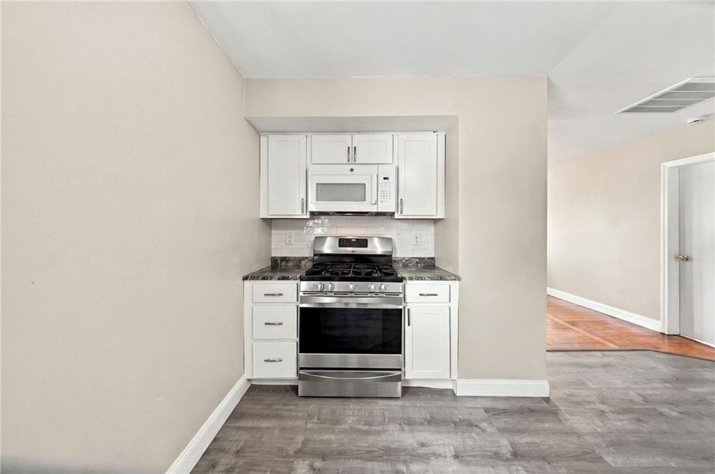 Multi Family at 37 39 Old Oak Avenue, Cranston, photo 16 of 47