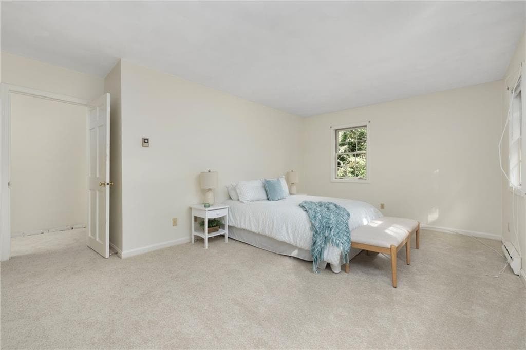 Condominium at 167 Winter Street, South Kingstown, photo 23 of 33