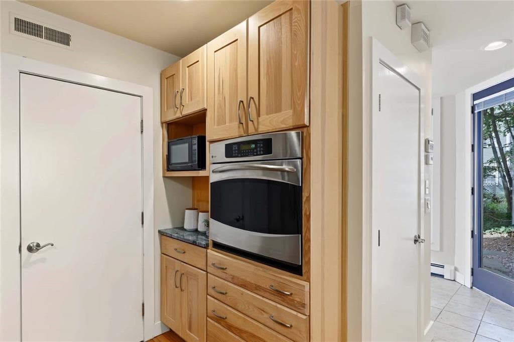 Condominium at 100 Pratt Street UNIT 100, Providence, photo 14 of 41