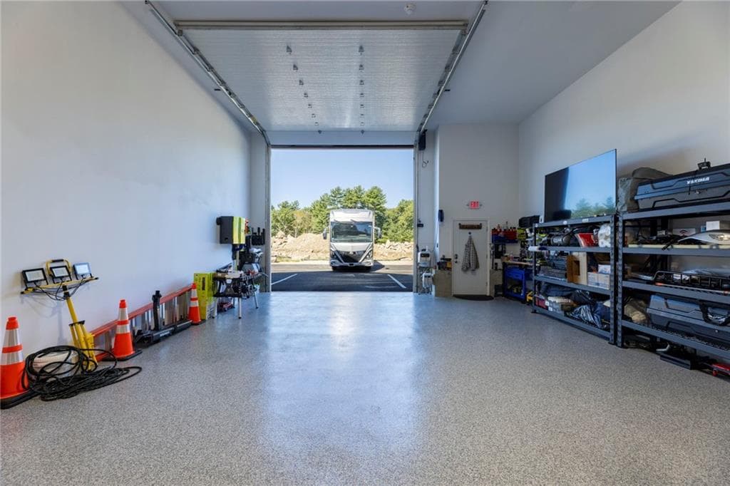 Commercial at 597 County Trail UNIT 302, Exeter, photo 5 of 14