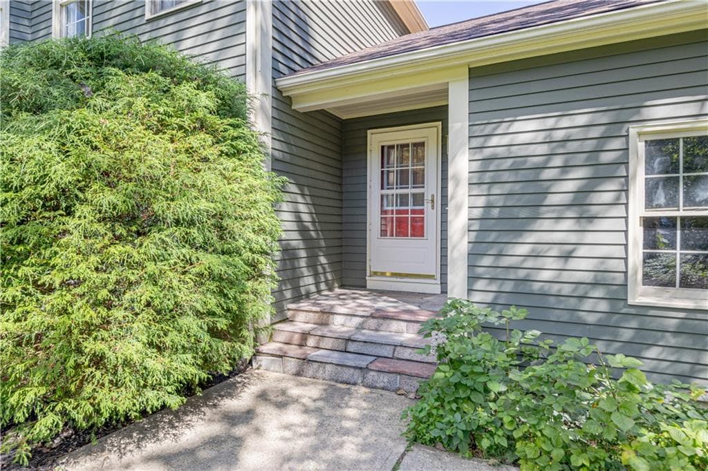 Single Family Residence at 64 Shaw Drive, Glocester, photo 13 of 31