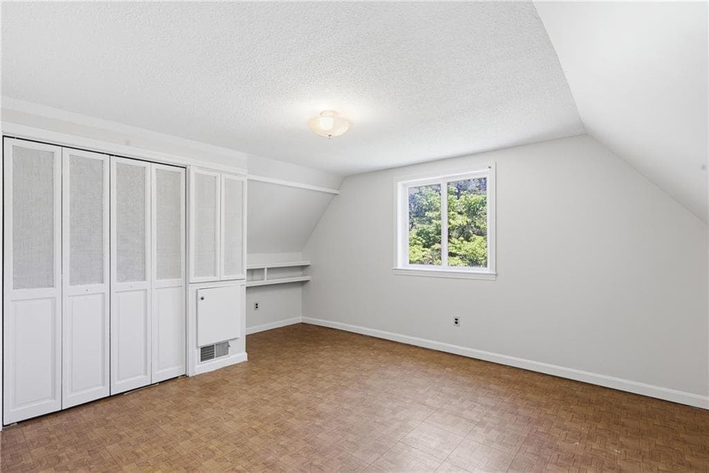 Single Family Residence at 32 Briarwood Road, Lincoln, photo 26 of 44