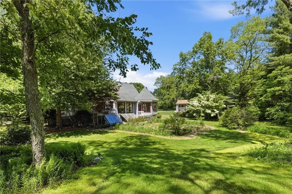 Single Family Residence at 32 Briarwood Road, Lincoln, photo 37 of 44