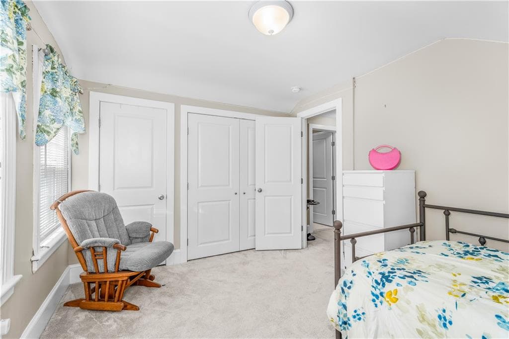 Single Family Residence at 43 Samuel Gorton Avenue, Warwick, photo 23 of 49