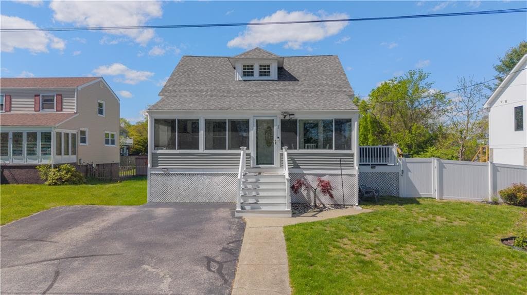 43 Samuel Gorton Avenue