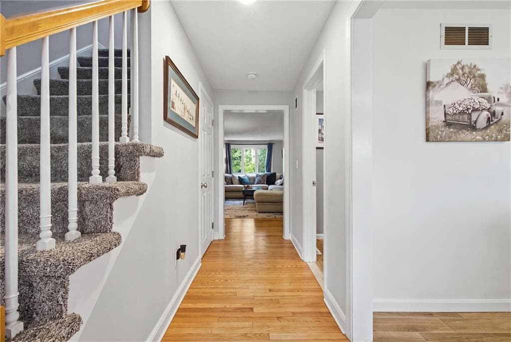 Condominium at 35 Waterview Drive UNIT B, Smithfield, photo 16 of 40
