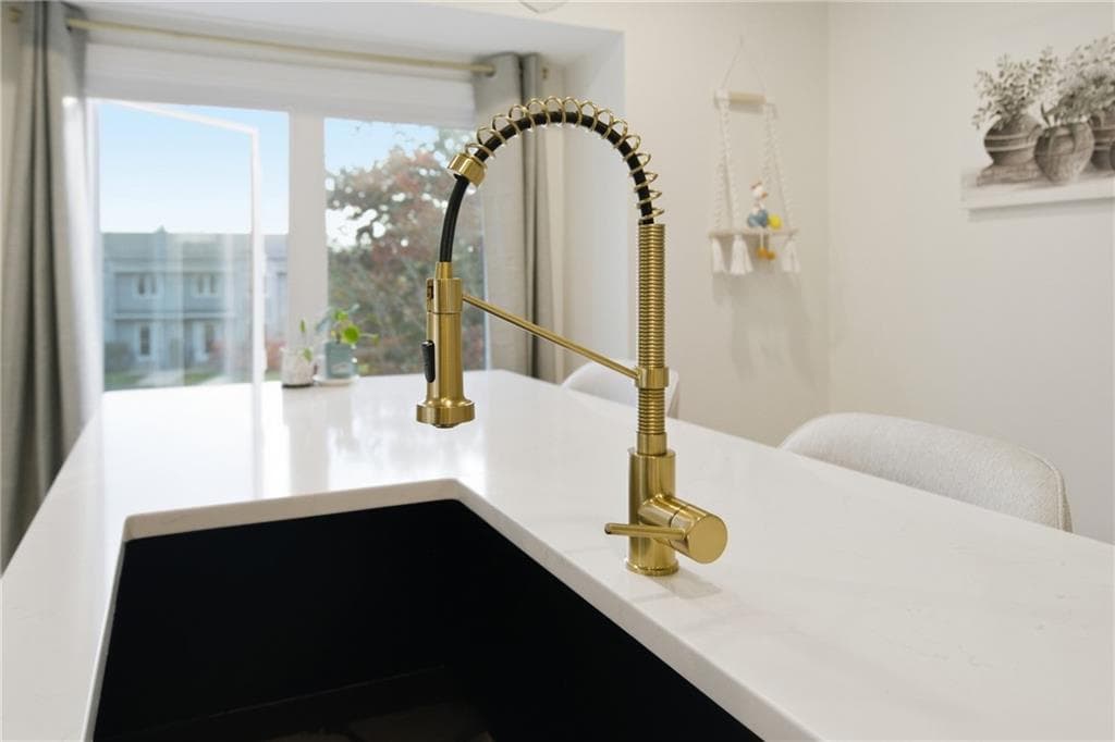 Condominium at 35 Waterview Drive UNIT B, Smithfield, photo 10 of 40