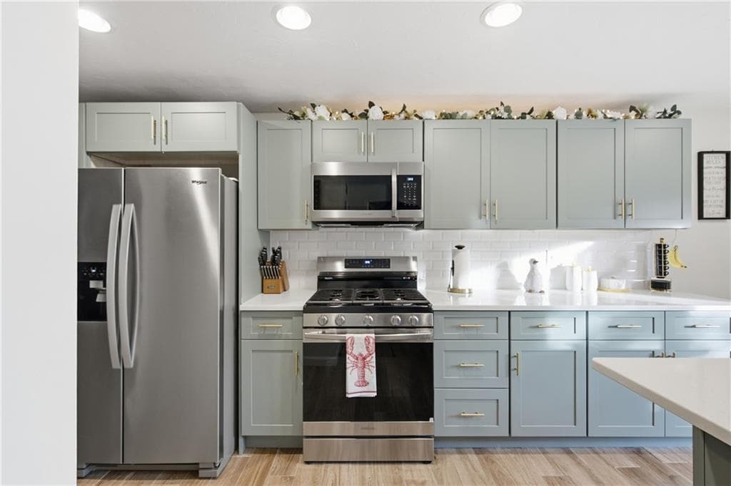 Condominium at 35 Waterview Drive UNIT B, Smithfield, photo 11 of 40