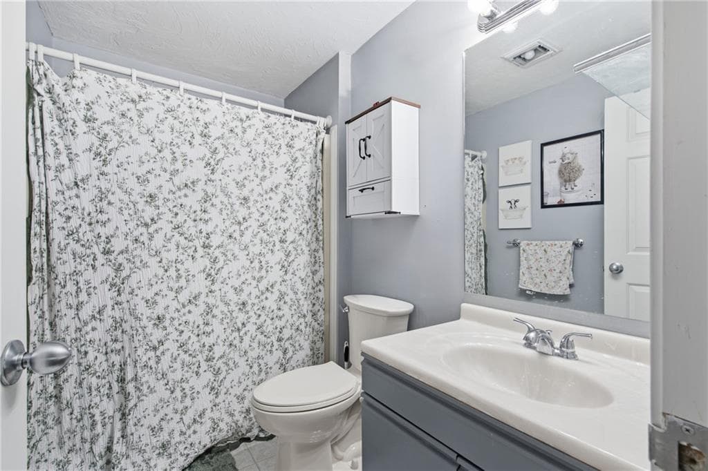 Condominium at 35 Waterview Drive UNIT B, Smithfield, photo 25 of 40