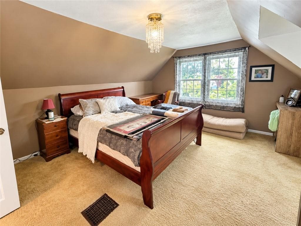 Single Family Residence at 220 Sachem Road, North Kingstown, photo 16 of 20