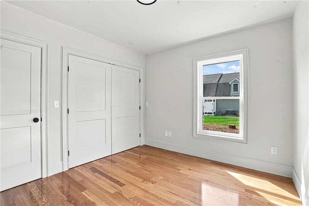 Single Family Residence at 127 Woodbine Avenue, Warwick, photo 27 of 49
