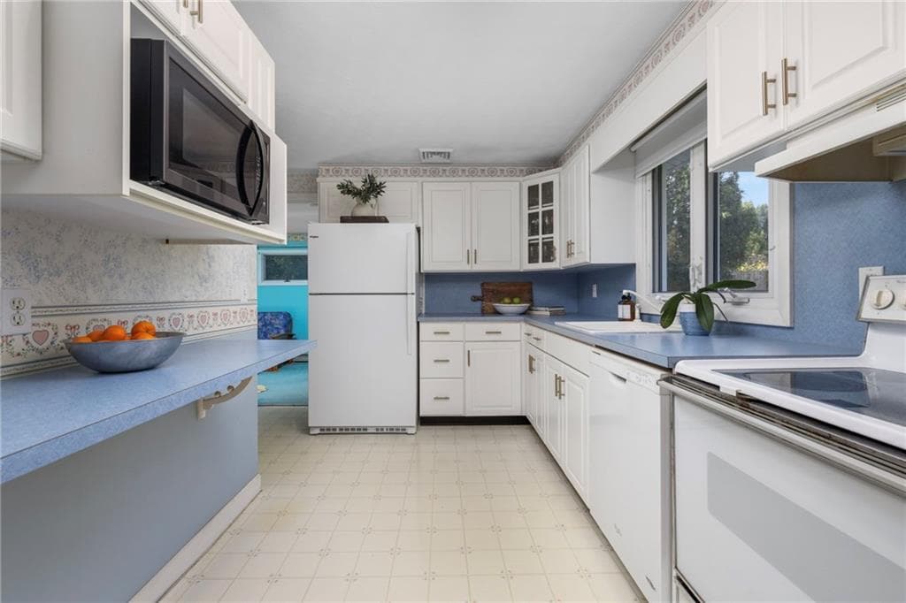 Single Family Residence at 70 Lambert Street, Narragansett, photo 12 of 35