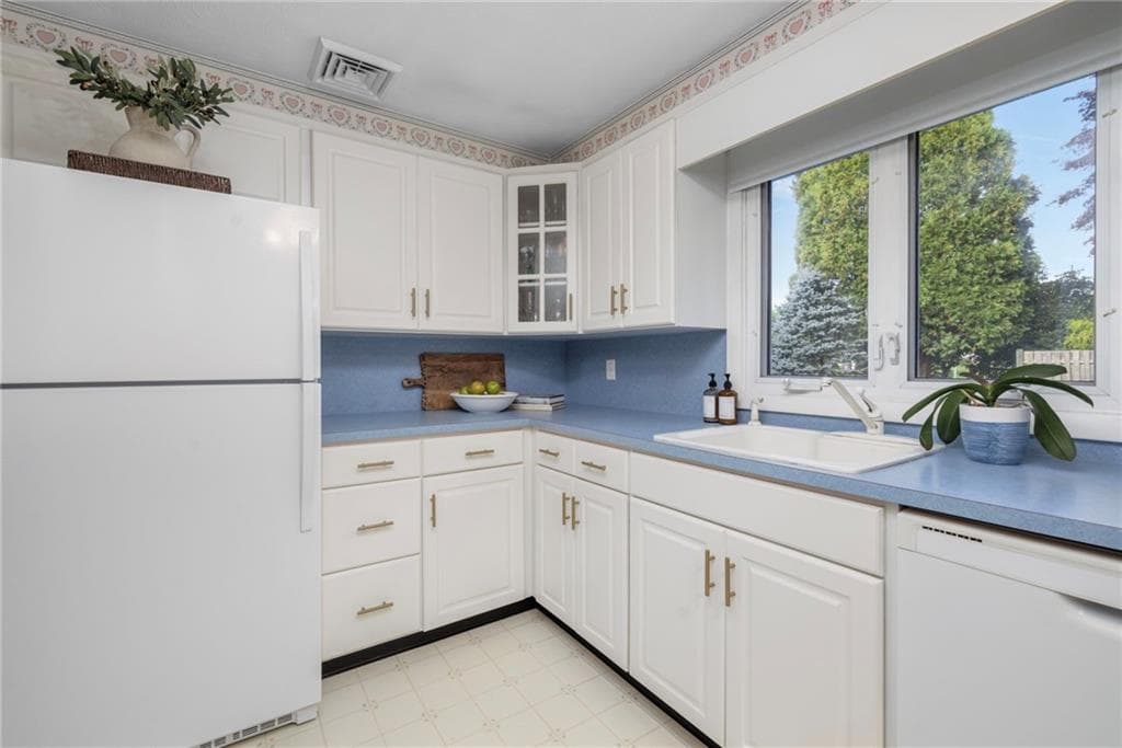 Single Family Residence at 70 Lambert Street, Narragansett, photo 14 of 35