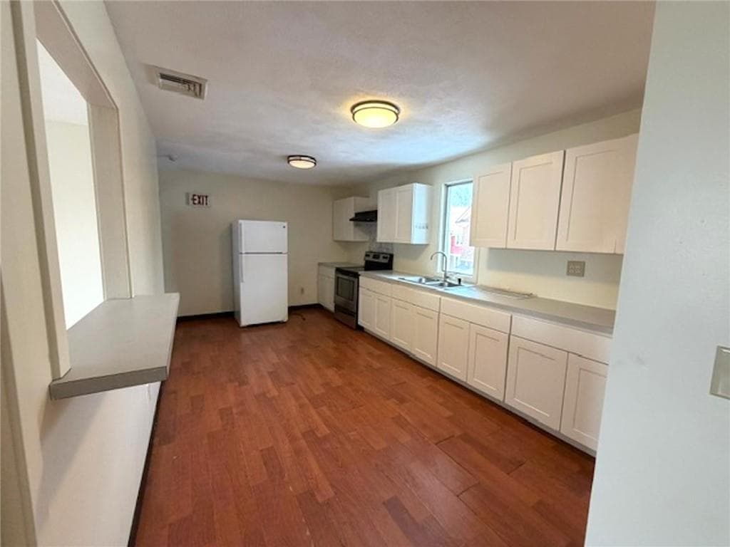 Commercial at 1302 Elmwood Avenue, Cranston, photo 18 of 32