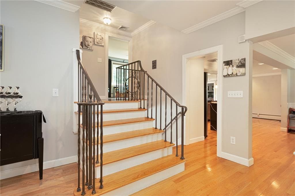 Single Family Residence at 101 Glen Ridge Road, Cranston, photo 27 of 35