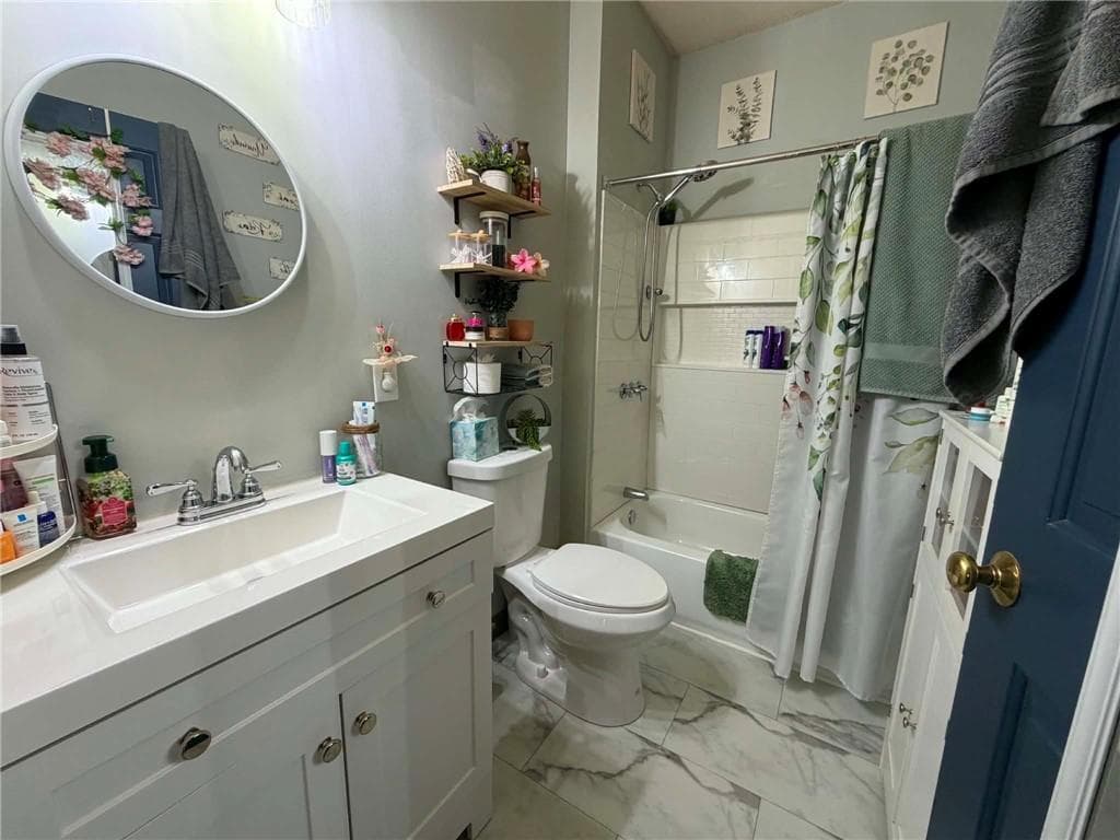 Condominium at 120 Mill Street UNIT 202, Woonsocket, photo 17 of 40