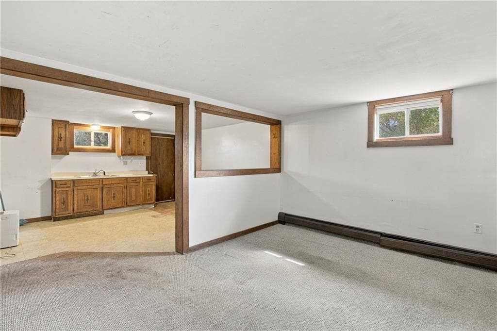 Single Family Residence at 136 Durfee Road, Tiverton, photo 26 of 39